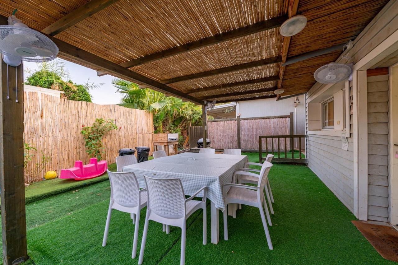 רגע ערבה Villa ‘‘En Yahav Exterior foto