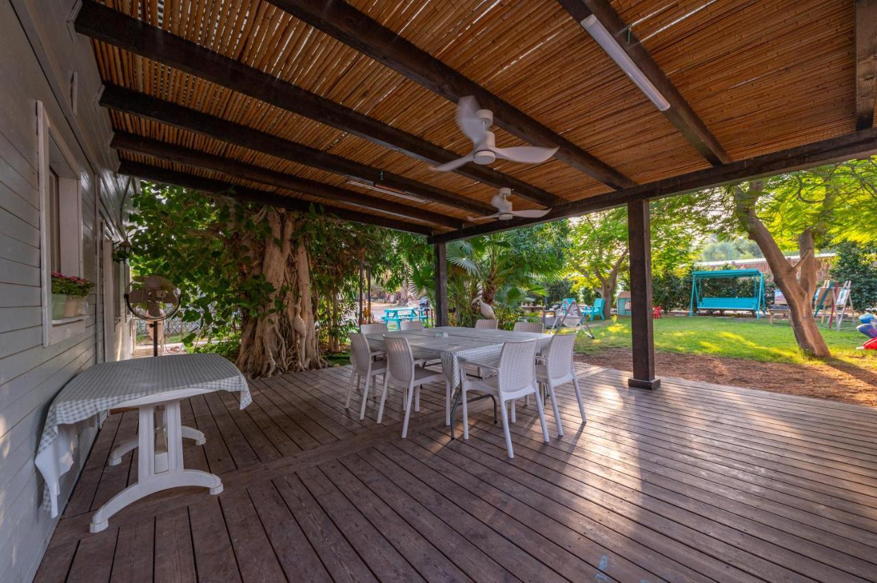 רגע ערבה Villa ‘‘En Yahav Exterior foto
