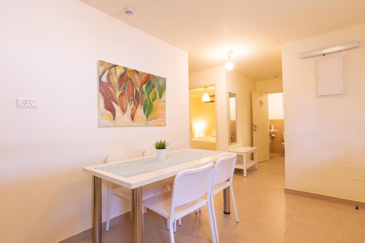 רגע ערבה Villa ‘‘En Yahav Exterior foto